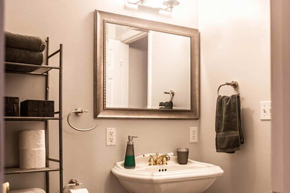 <p><em>Spick and Span Bathroom</em></p>
<p>Fresh and relaxing decor is found in this clean and inviting bathroom.</p>
