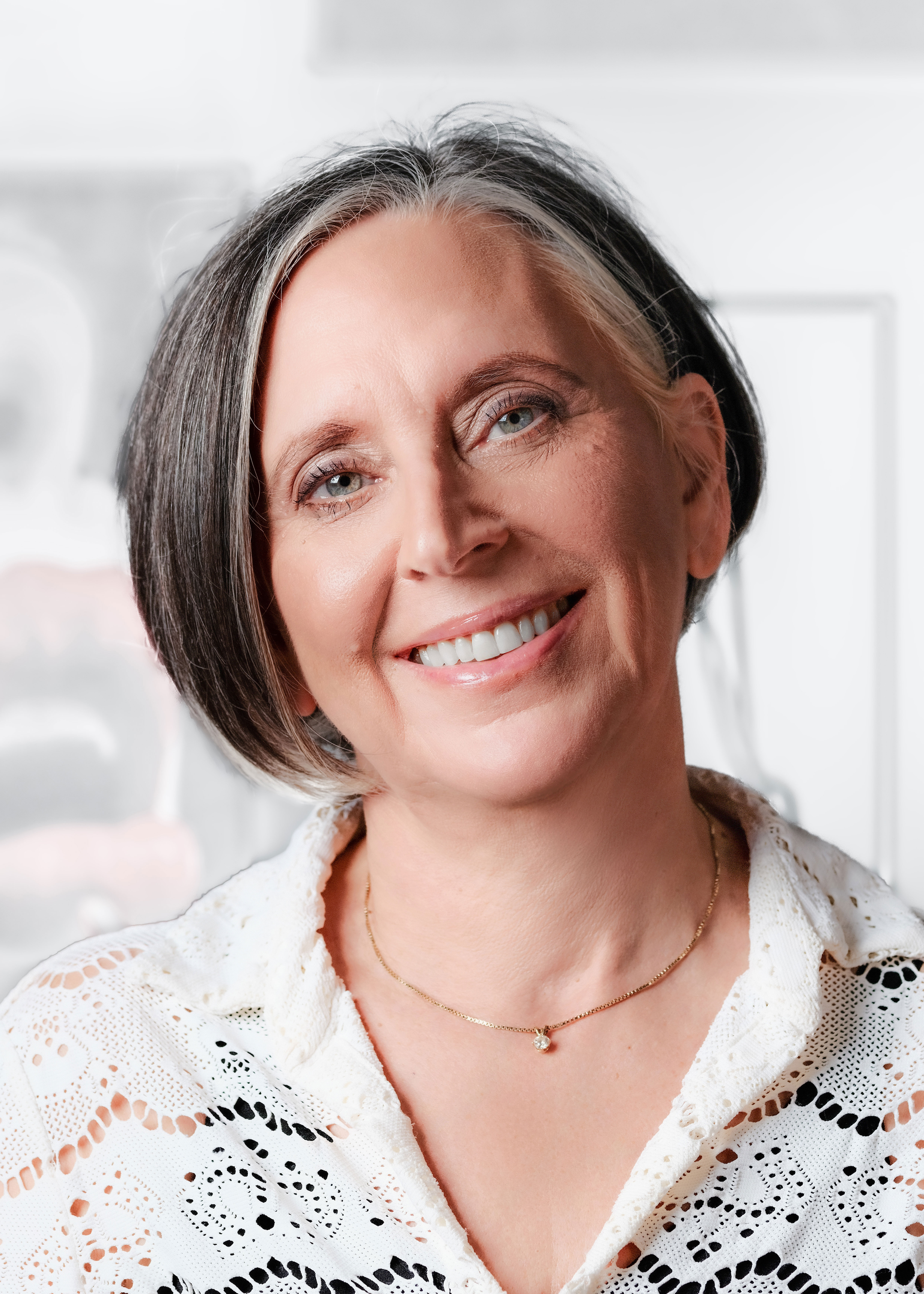 xanetpailetwhite.2025